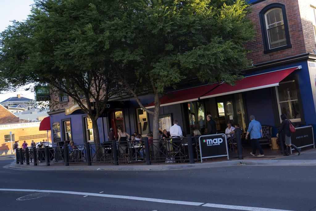 Twofourtwo Boutique Apartments Launceston Buitenkant foto