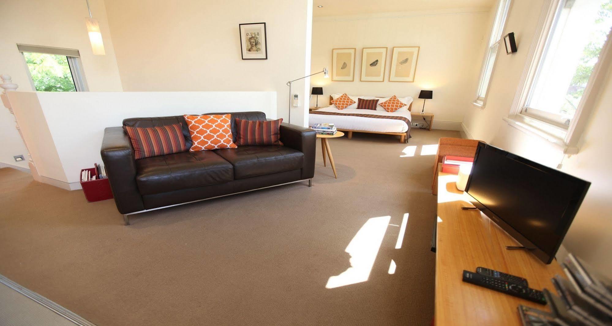Twofourtwo Boutique Apartments Launceston Buitenkant foto