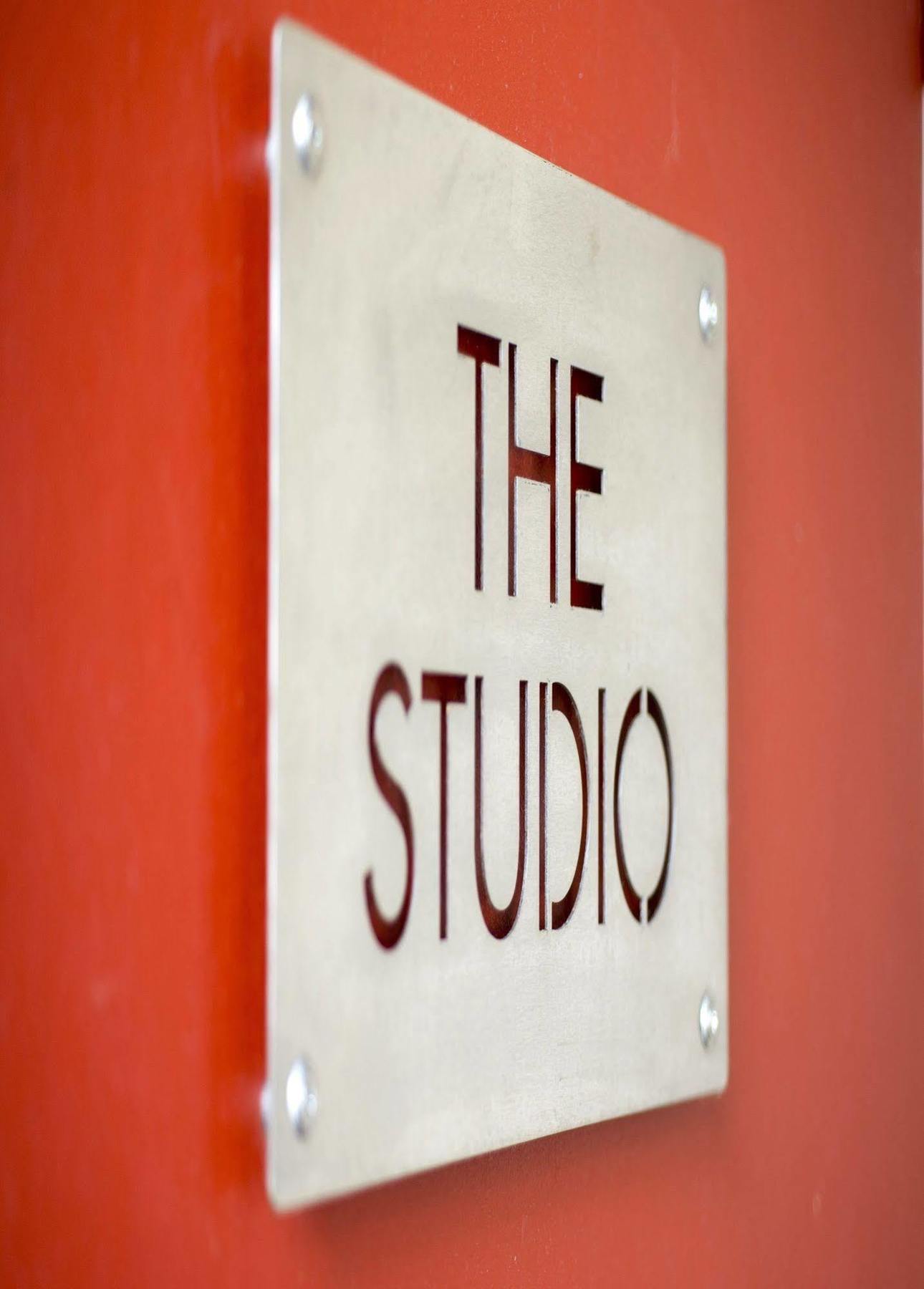 Twofourtwo Boutique Apartments Launceston Buitenkant foto